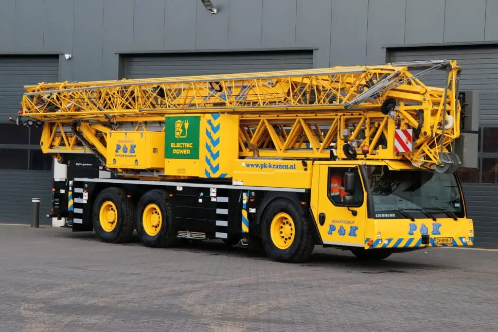 38,5 meter torenkraan elektrisch